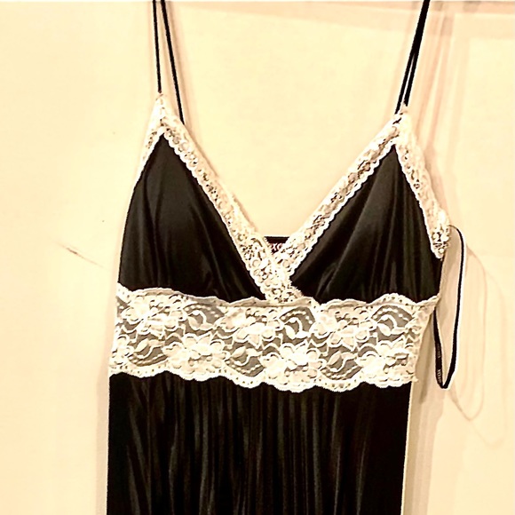 Long Formal Gown - Picture 1 of 5